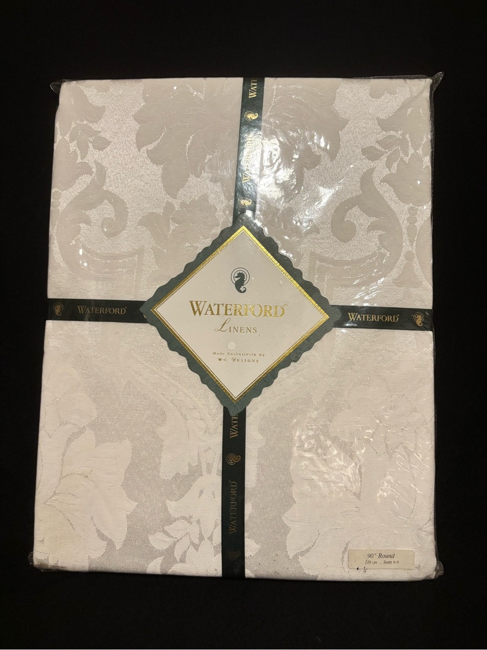 Waterford Linens 90" Round Tablecloth. Banbridge
